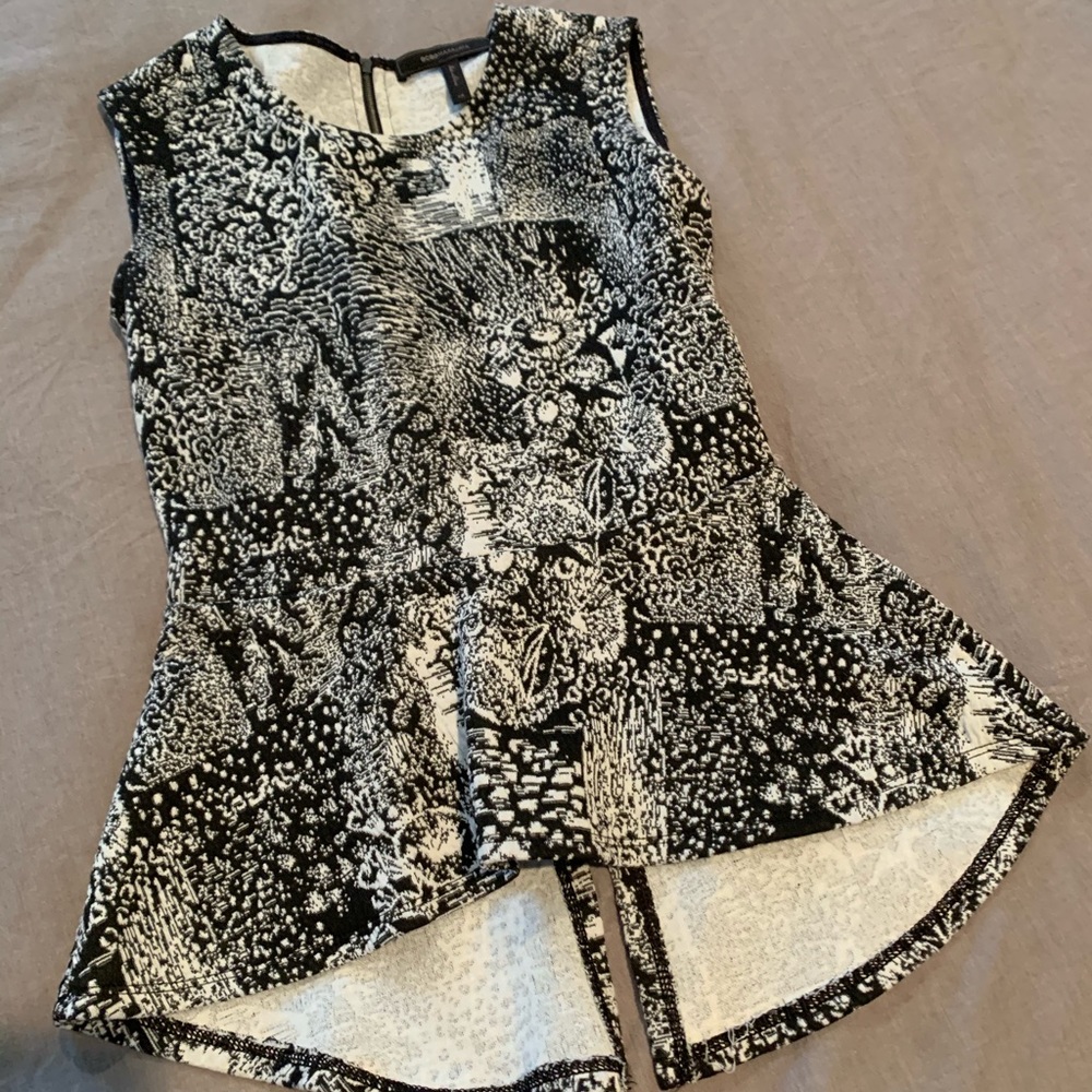 BCBG top